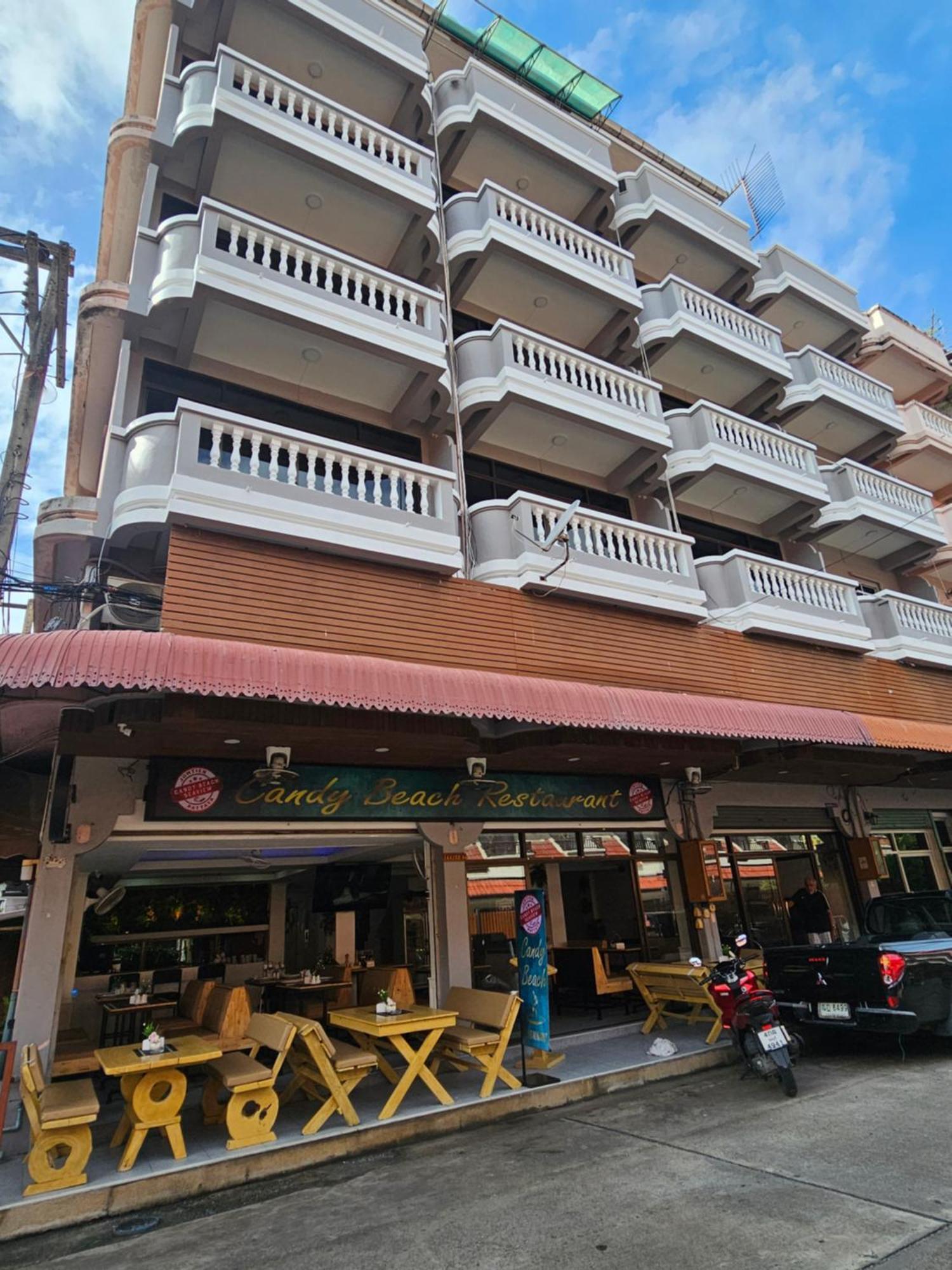Candy Beach Seaview Jomtien Exterior photo