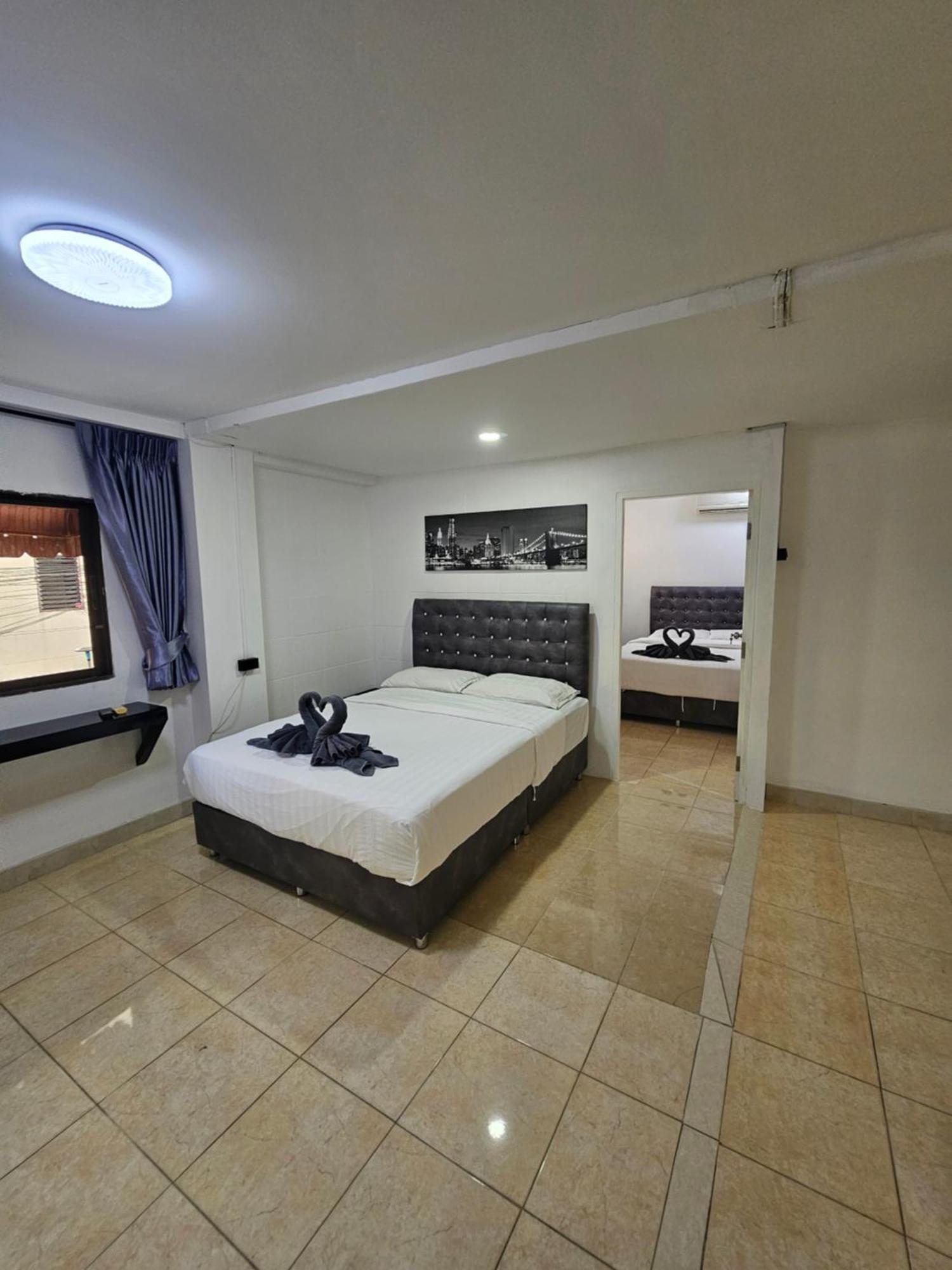 Candy Beach Seaview Jomtien Exterior photo