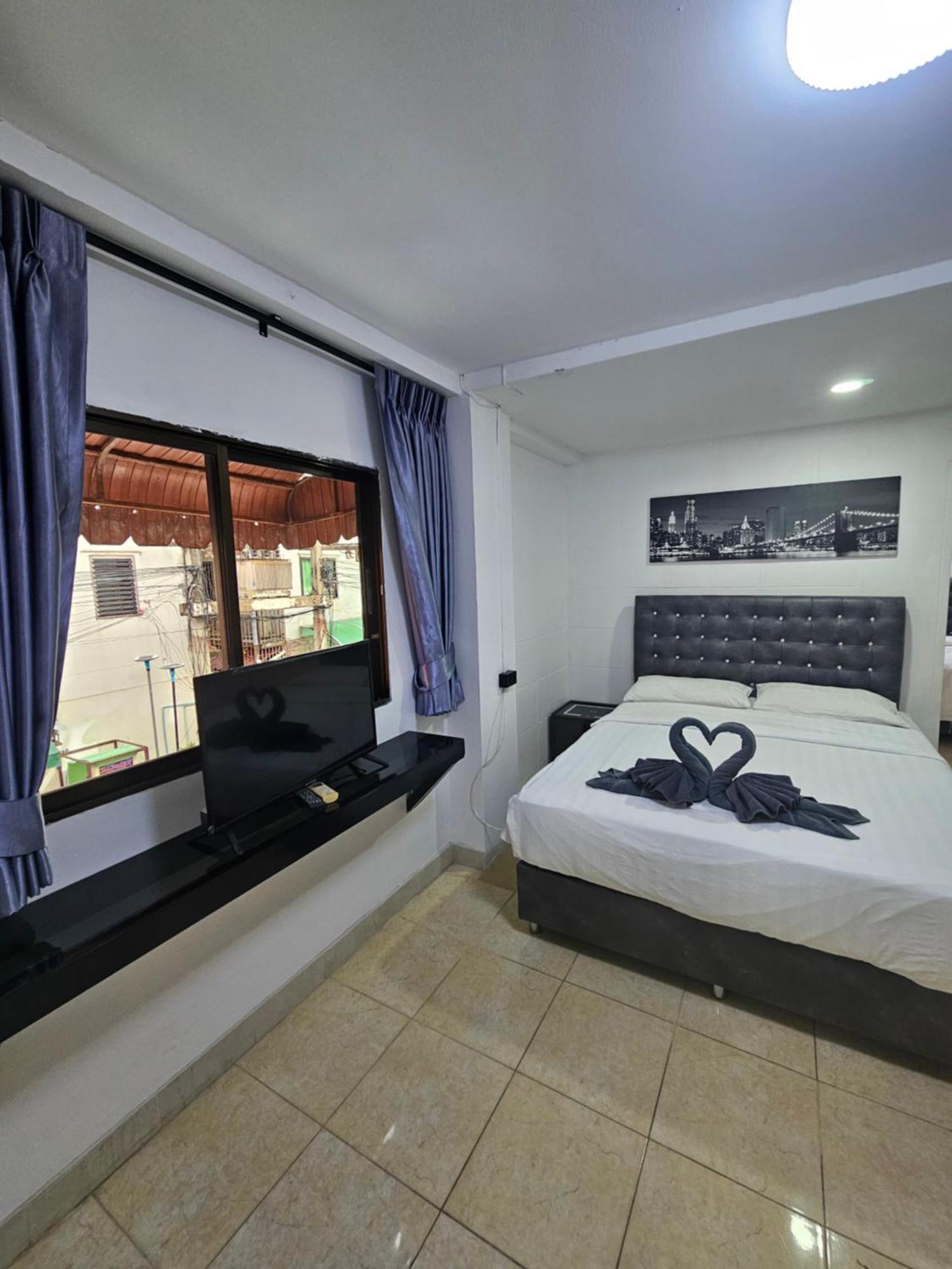 Candy Beach Seaview Jomtien Exterior photo