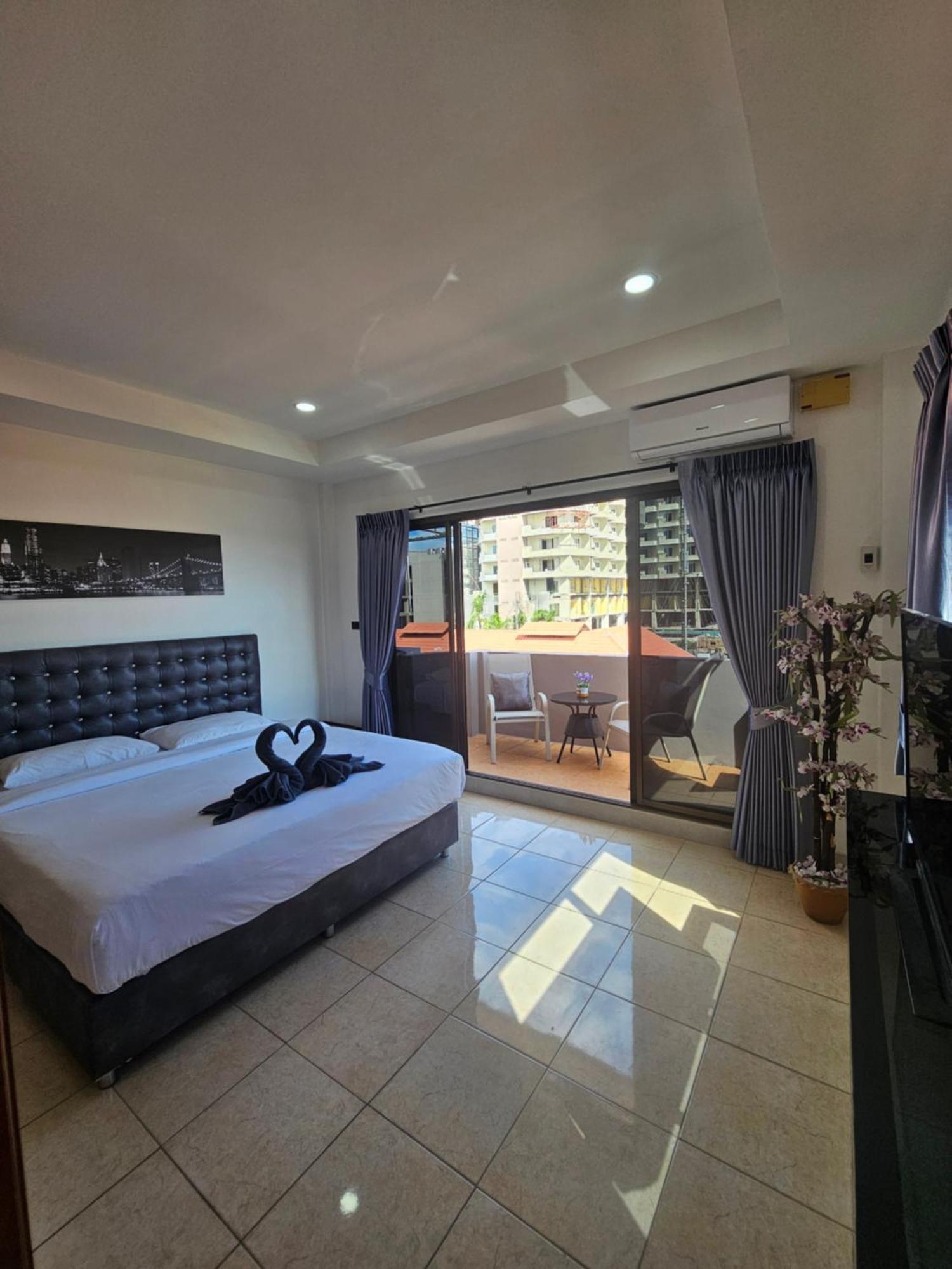 Candy Beach Seaview Jomtien Exterior photo